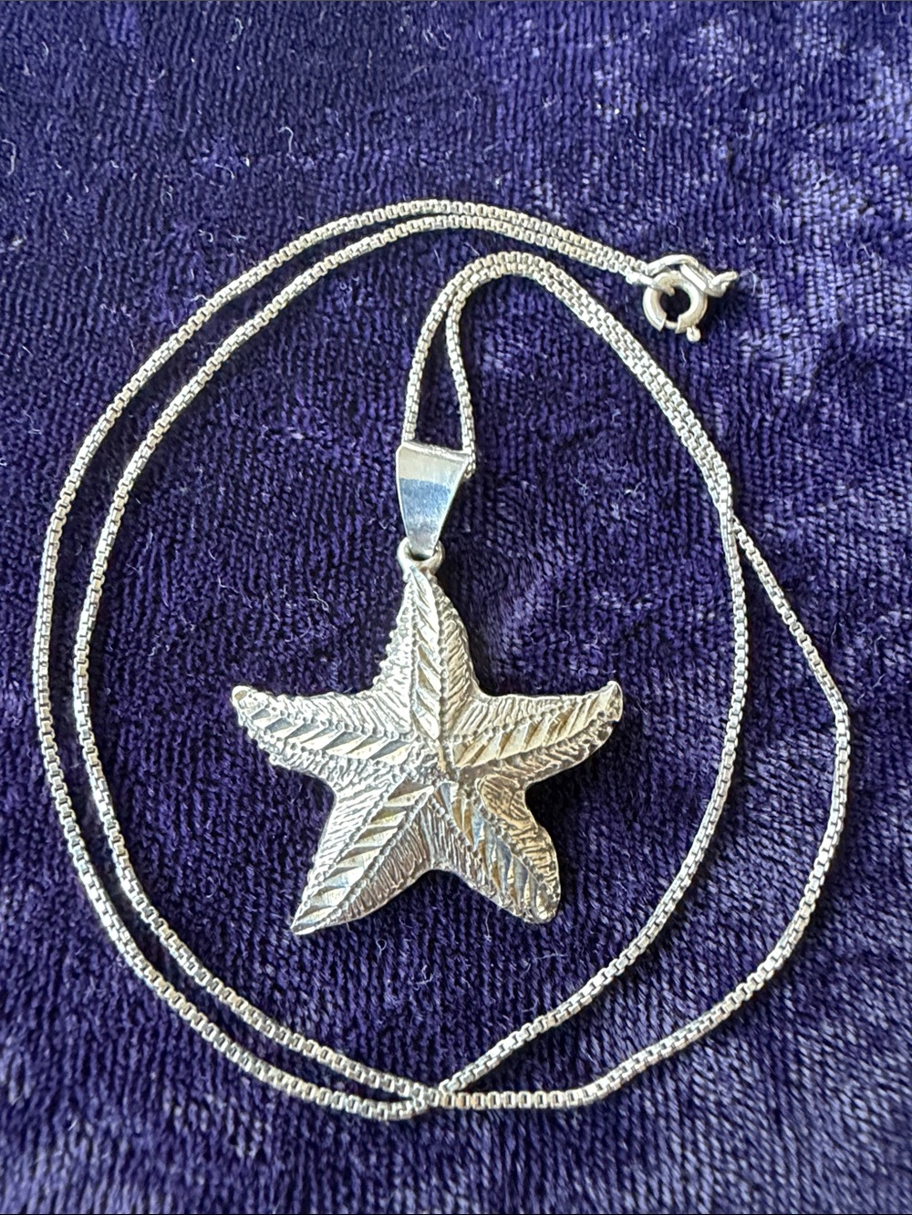 Vintage 925 sterling silver star fish  necklace, Southwestern